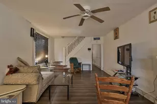 918 Highland Ave, Chester, PA 19013 - Photo 6