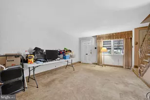 2237 S Harwood Ave, Upper Darby, PA 19082 - Photo 10