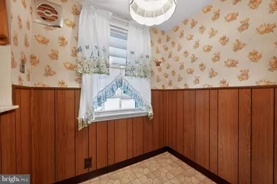 2237 S Harwood Avenue, Upper Darby, PA 19082 - Photo 8