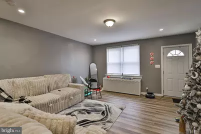 708 Ward Street, Chester, PA 19013 - Photo 8