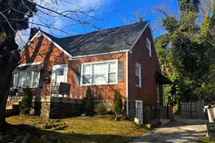 1303 Manor Rd, Lansdowne, PA 19050 - Photo 2