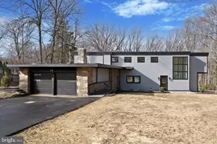 410 Sandy Bank Rd, Media, PA 19063 - Photo 2