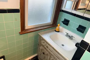 335 Pontiac St, Essington, PA 19029 - Photo 12