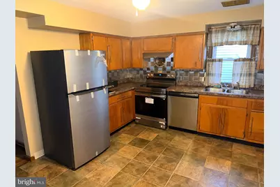 335 Pontiac Street, Essington, PA 19029 - Photo 6