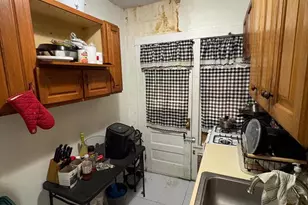 2419 Upland St, Chester, PA 19013 - Photo 12