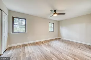 261 Bishop Dr, Aston, PA 19014 - Photo 14