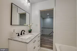 261 Bishop Dr, Aston, PA 19014 - Photo 24