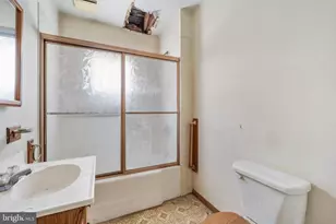 1349 Plum St, Marcus Hook, PA 19061 - Photo 20