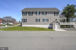1002 11th Ave, Folsom, PA 19033 - Photo 42