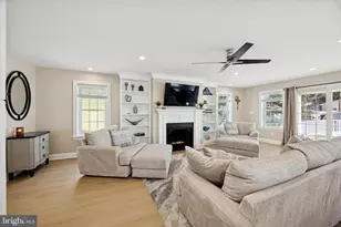 1002 11th Ave, Folsom, PA 19033 - Photo 4