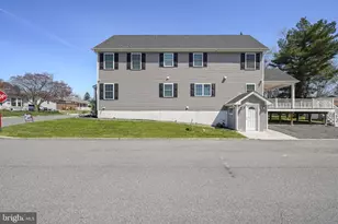 1002 11th Ave, Folsom, PA 19033 - Photo 40