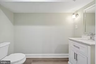 1002 11th Ave, Folsom, PA 19033 - Photo 38