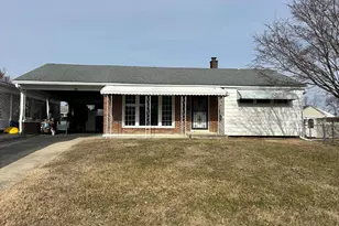 2112 N Lee Ln, Aston, PA 19014 - Photo 1