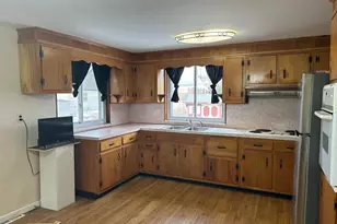 2112 N Lee Ln, Aston, PA 19014 - Photo 4