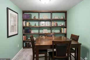 2112 N Lee Ln, Aston, PA 19014 - Photo 14