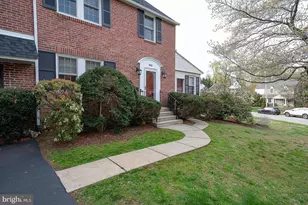 802 Pleasant Hill Rd, Wallingford, PA 19086 - Photo 2