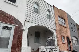 13 Florence Ave, Darby, PA 19023 - Photo 4