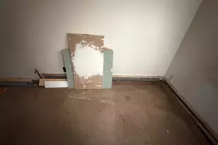 13 Florence Ave, Darby, PA 19023 - Photo 8