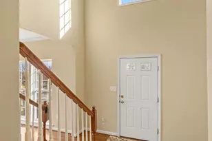 6 Huntingdon Ct, Upper Chichester, PA 19061 - Photo 2