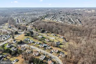 6 Huntingdon Ct, Upper Chichester, PA 19061 - Photo 4