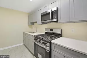 202 Golf Rd, Darby, PA 19023 - Photo 1