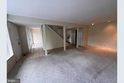 215 E Chelsea Circle, Newtown Square, PA 19073 - Photo 6