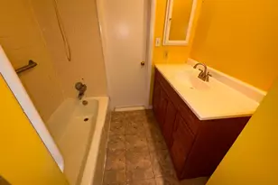 215 E Chelsea Cir, Newtown Square, PA 19073 - Photo 18