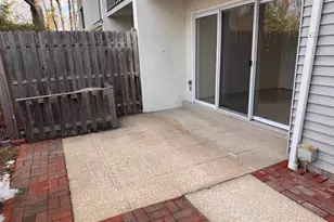 215 E Chelsea Cir, Newtown Square, PA 19073 - Photo 4