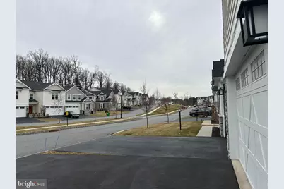 48 Hunters Lane, Glen Mills, PA 19342 - Photo 2