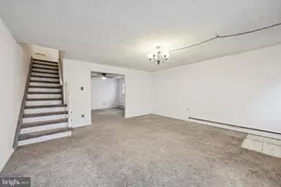 222 Collingdale Ave, Darby, PA 19023 - Photo 4