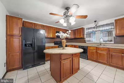 222 Collingdale Avenue, Darby, PA 19023 - Photo 12