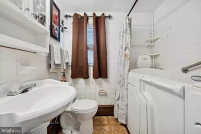 222 Collingdale Avenue, Darby, PA 19023 - Photo 28