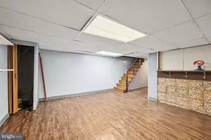 222 Collingdale Ave, Darby, PA 19023 - Photo 30