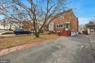 222 Collingdale Ave, Darby, PA 19023 - Photo 2