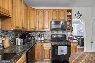 17 S 4th St, Darby, PA 19023 - Photo 14