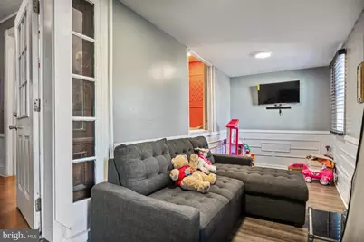 17 S 4th Street, Darby, PA 19023 - Photo 4