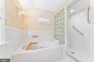 1505 Sunnyhill Ln, Havertown, PA 19083 - Photo 24