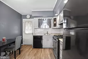 351 Lawnton Terrace, Holmes, PA 19043 - Photo 18