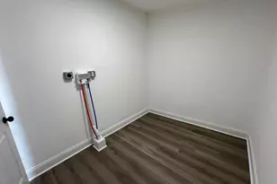 921 W 3rd St, Chester, PA 19013 - Photo 10