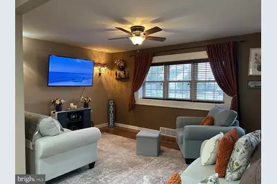 104 School House Lane, Brookhaven, PA 19015 - Photo 6