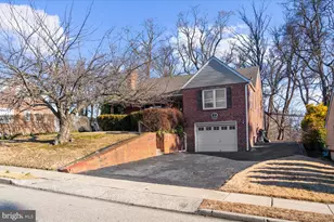 303 Perry St, Ridley Park, PA 19078 - Photo 2