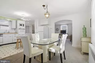 1121 Chester Pike, Crum Lynne, PA 19022 - Photo 6