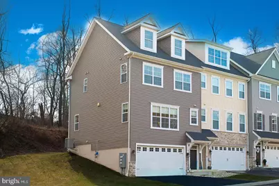 404 Rock Run Circle, Broomall, PA 19008 - Photo 2