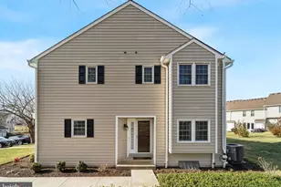 3405 Bridlewood Dr, Glen Mills, PA 19342 - Photo 2