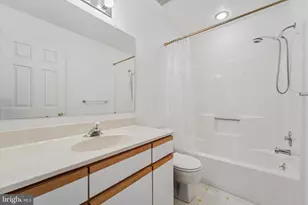 3405 Bridlewood Dr, Glen Mills, PA 19342 - Photo 24