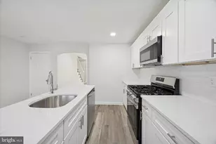 1037 Taylor Dr, Folcroft, PA 19032 - Photo 8