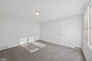 1037 Taylor Dr, Folcroft, PA 19032 - Photo 10