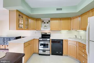 30 Park Ave, Bryn Mawr, PA 19010 - Photo 10