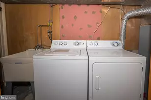 614 Crescent Dr, Glenolden, PA 19036 - Photo 28