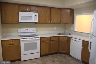 4302 Fox Pointe Court, Glen Mills, PA 19342 - Photo 4